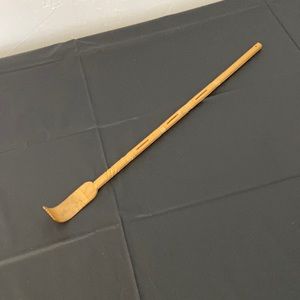 4/$10- Wooden Back Scrather